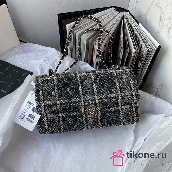 Chanel Tweed Black Classic Flap Bag 25cm  - 1