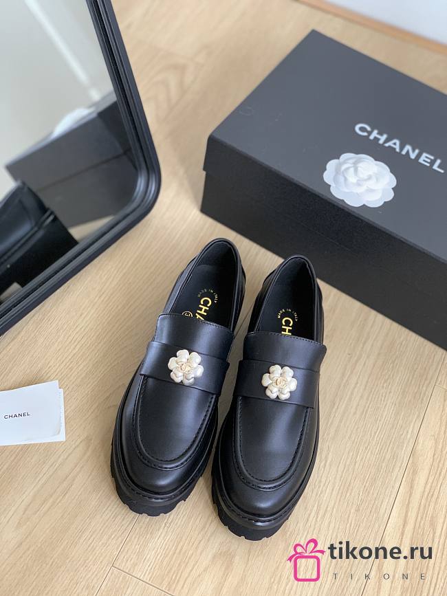 Chanel Black Loafers Oxford - 1