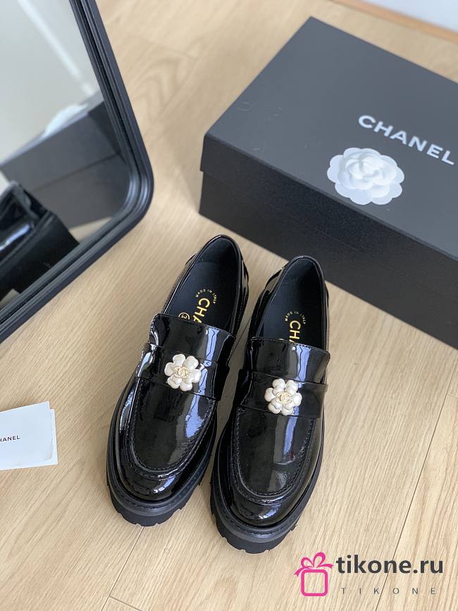 Chanel Shiny Black Loafers Oxford - 1