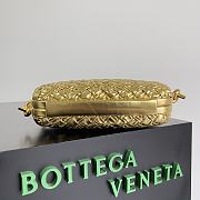 Bottega Veneta Knot On Strap In Gold- 20.5x12.5x6cm - 4