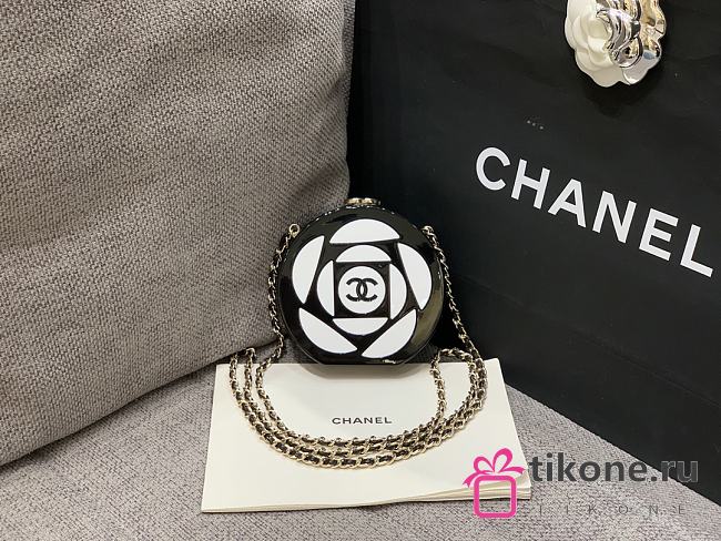 Chanel Minaudière Plexi & Gold-Tone Metal - 10×10×3cm - 1