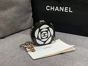 Chanel Minaudière Plexi & Gold-Tone Metal - 10×10×3cm - 5