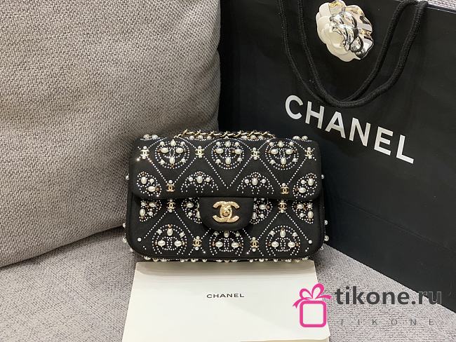 Chanel Black Velvet Light Gold Hardware 20cm - 1