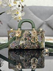 Dior D-joy Green Multicolor Lily And Bead Embroidery 26cm - 1