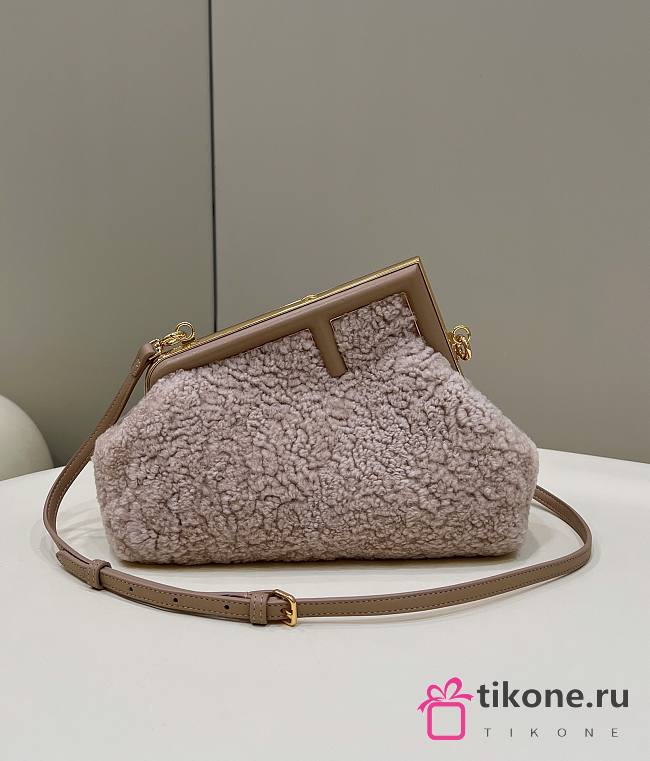 Fendi First Small Light Pink Shearling - 26x18x9.5cm - 1