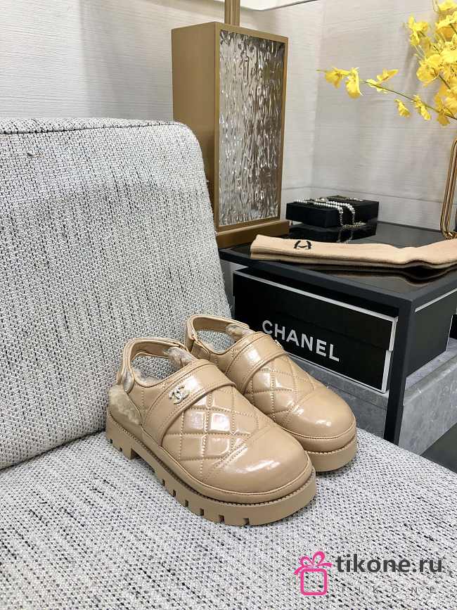 Chanel Matelasse Beige Lambskin Sandals - 1