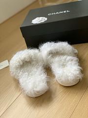 Chanel White Fur Slippers - 4