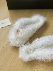 Chanel White Fur Gold Logo Slippers - 2