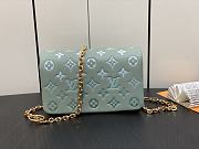 Louis Vuitton Pochette Coussin Green Leather Chain Bag - 20x14x8cm - 1