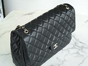 Chanel Classic Maxi Jumbo Bag Size 40cm - 5