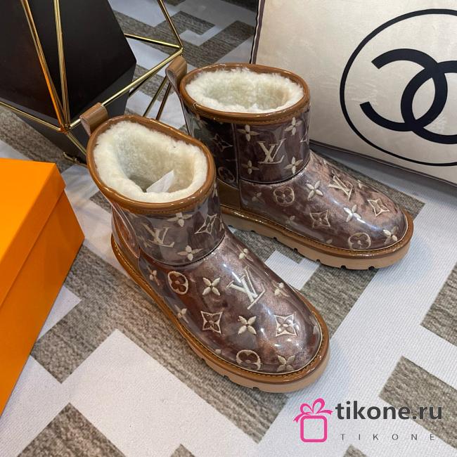 Louis Vuitton Brown Glossy Snow Boots - 1