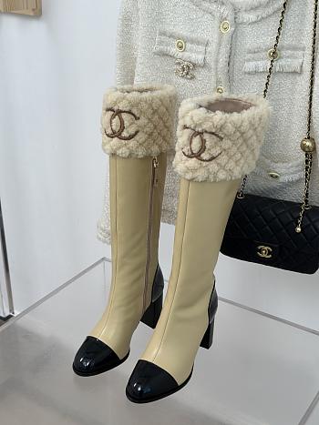 Chanel Long Beige Boots Leather With Fur