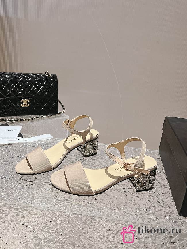 Chanel Beige Leather With Diamond Sole Sandals - 1