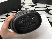 Chanel Black Quilted Lambskin Bucket Bag - 19x10.5x12cm - 2