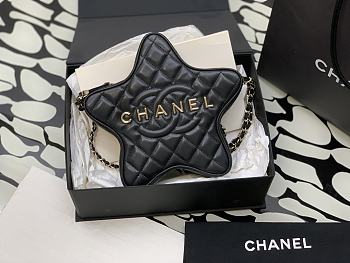 Chanel Black Star Handbag - 22.5x22.5x6cm