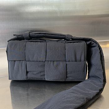 Bottega Veneta Padded Tech Cassette Shoulder Bag - 30x15x7cm