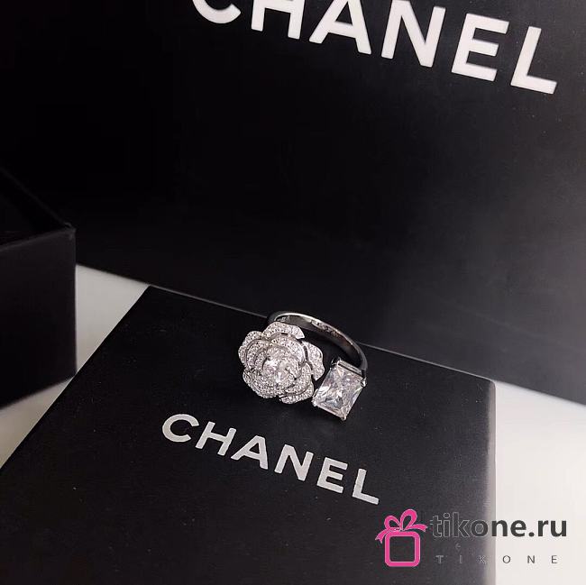 Chanel Silver Diamond Flower Ring - 1