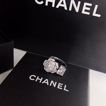 Chanel Silver Diamond Flower Ring