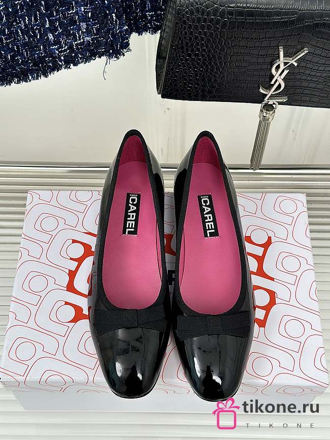 Chanel Black Leather Ballet Flats - 1