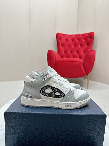Dior B57 Mid-Top Sneaker In Grey 