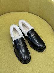 Dior Boy Loafers Black Calfskin & White Shearling - 4