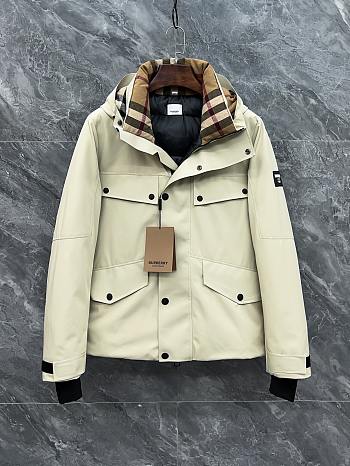 Bubbery Vintage White Hooded Down Jacket