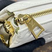 Louis Vuitton White Leather Coussin Hand Bag - 26x20x12cm - 5