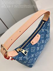 Louis Vuitton Blue Monogram Denim Baggy - 20.5x6x16cm - 5