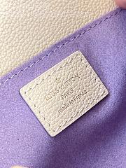 LV Pochette Métis East West White/Violet - 21.5x13.5x6cm - 3