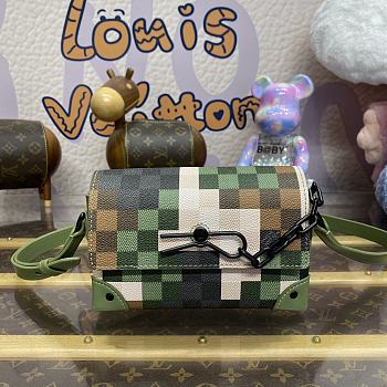 Louis Vuitton Camouflage Plaid Messenger Bag - 18x11x6.5cm