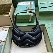 Gucci Marmont Black Half-Moon Shaped Mini Bag - 21x16x5cm - 2