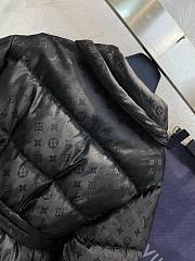 Louis Vuitton Puffer Black Coat - 4