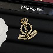 Yves Saint Laurent's new brooch - 2