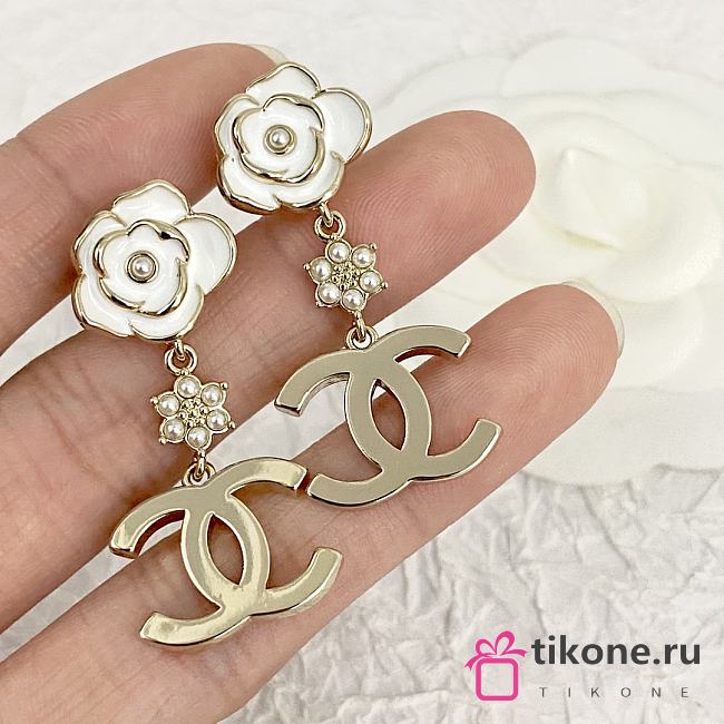 Chanel Gold Logo Flower Earrings - 1