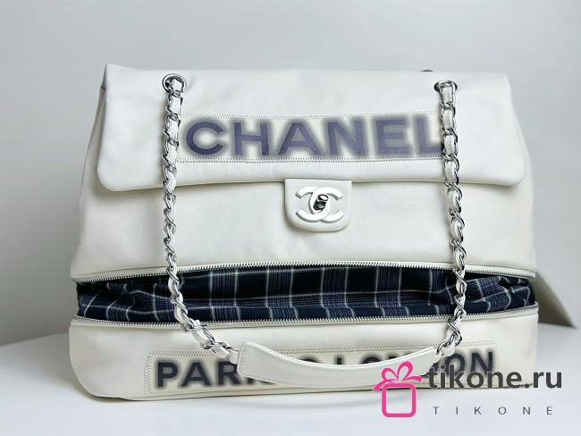 Chanel White Vintage Graffiti Handbag  - 1