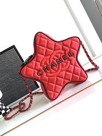 Chanel Red Star Handbag - 22.5x22.5x6cm
