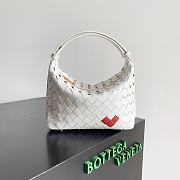 Bottega Veneta White Mini Rectangle Bag - 20×13×9.5cm - 1