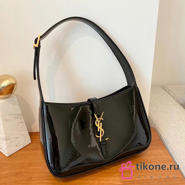 YSL Le 5 à 7 Hobo Bag In Black - 25x14x6cm - 1