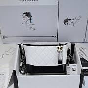 Chanel Gabrielle Mini White Handbag - 20x15x8cm - 1