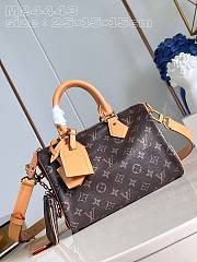 Louis Vuitton Speedy Bandoulière Brown Bag - 25x15x15cm - 1