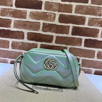 Gucci Marmont Green Irisdescent Leather Bag - 24x12x7cm