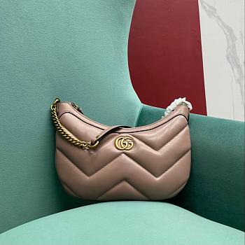 Gucci Marmont Half-Moon-Shaped Pink Mini Bag - 26x17x4cm