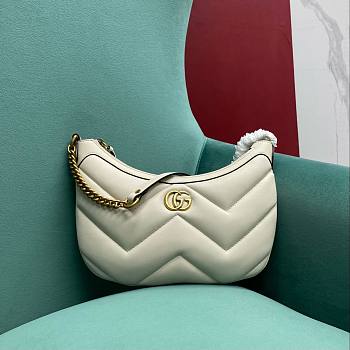 Gucci Marmont Half-Moon-Shaped White Mini Bag - 26x17x4cm