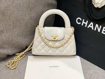Chanel Mini Kelly Clutch - 19x13x7cm