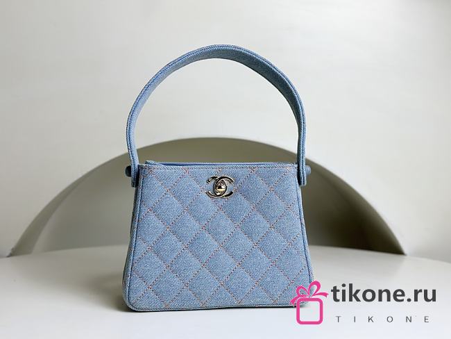 Chanel Vintage Blue Denim Hand Bag - 18x13x7cm - 1