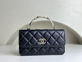 Chanel Classic Flower Chain Bag Small Size - 17x10x4cm
