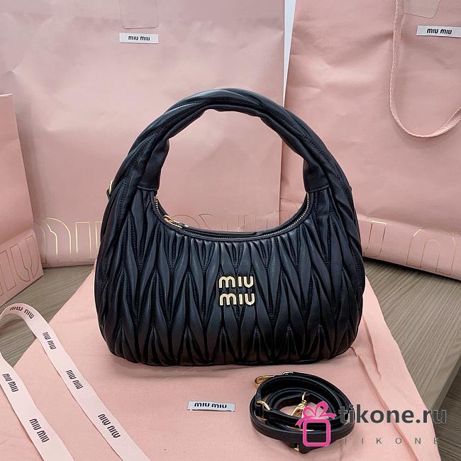 Miumiu Black Medium Wander Matelassé Shoulder Bag - 25x18x7cm - 1