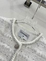 Chanel Jackets White Tweed With Fur - 4