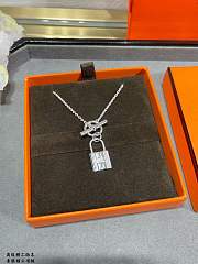 Hermès Kelly Cadenas Pendant Silver Necklace - 5