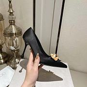 Jimmy Choo Black Satin Pumps With Flowers High Heels - 5